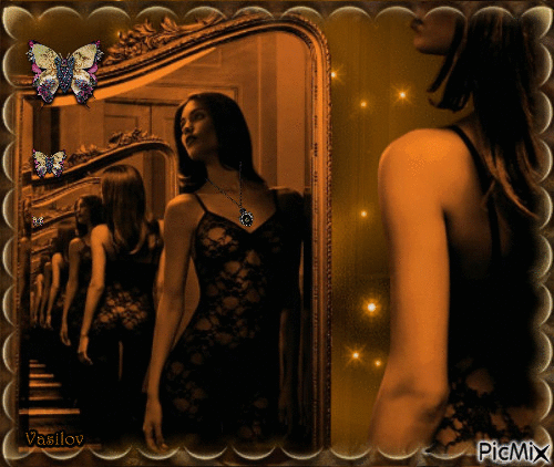 Femme dans le miroir - Bezmaksas animēts GIF