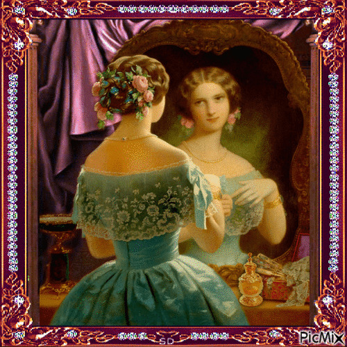 Schöne Frau schaut in einen Vintage Spiegel - Ingyenes animált GIF