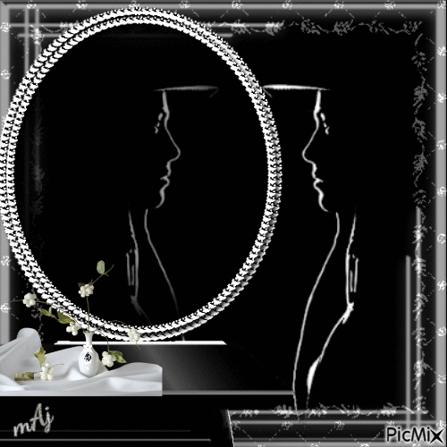 Concours "Femme triste et miroir - Noir et blanc" - Gratis geanimeerde GIF