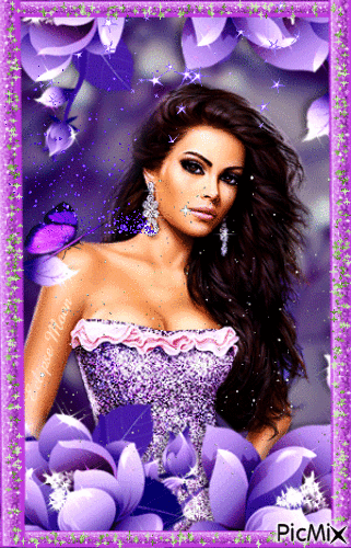 Portrait of a Woman - Purple Background - Bezmaksas animēts GIF