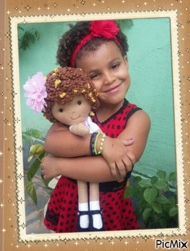 Photo " Menina e sua boneca" - GIF animé gratuit