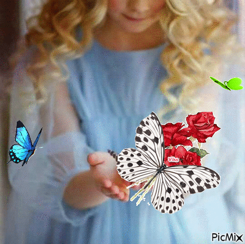 девочка и бабочки - Бесплатный анимированный гифка