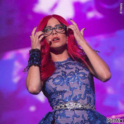 Roxy cantar "Underneath it all" en #ViolettaLive - ücretsiz png