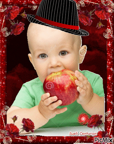 Bebê Comendo maçã - GIF animado gratis