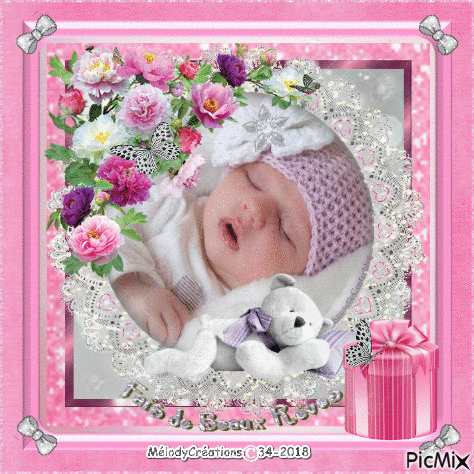 Baby girl Emma... - Безплатен анимиран GIF
