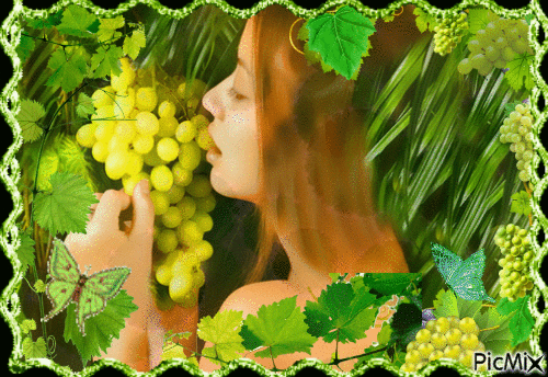 I like white grapes - Nemokamas animacinis gif