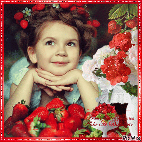 The girl and the strawberries - Безплатен анимиран GIF