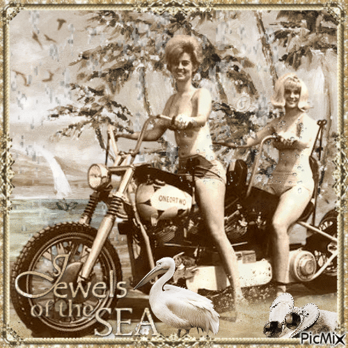 A day at the beach with a moto - Vintage - Бесплатни анимирани ГИФ