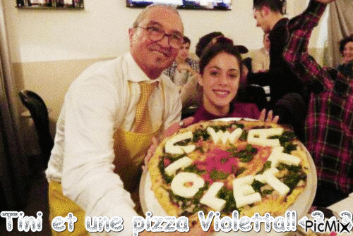 Une pizza Violetta - Δωρεάν κινούμενο GIF