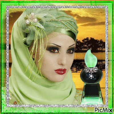 Lady in green #3 woman/perfume - Free animated GIF