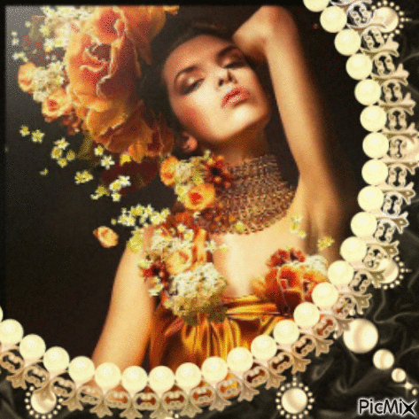 Woman at Pearls ... - Δωρεάν κινούμενο GIF