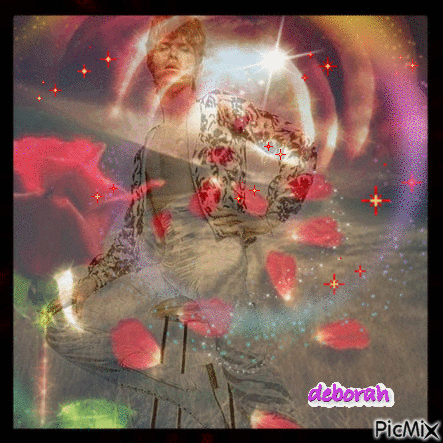 David Bowie in Roses - Безплатен анимиран GIF