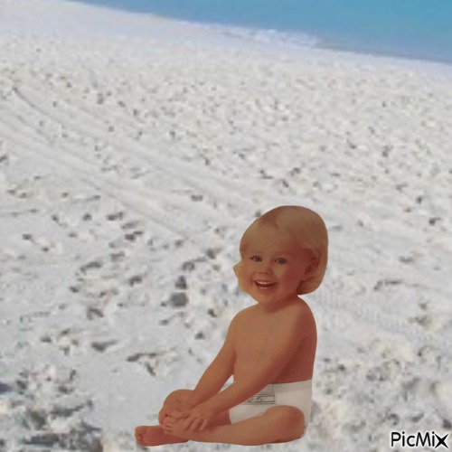 Beach baby - Free PNG