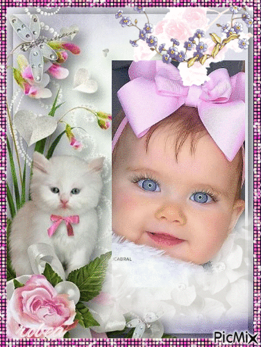 Bébé fille au yeux bleu - GIF animado grátis
