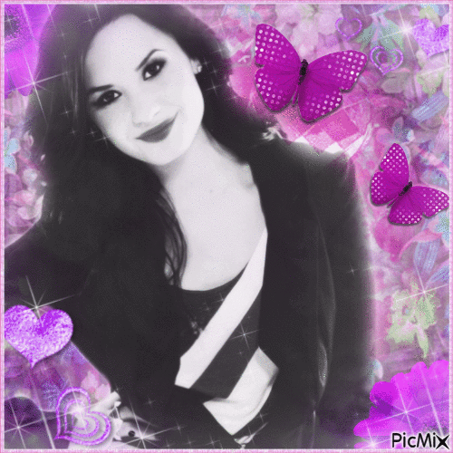 Demi Lovato - Безплатен анимиран GIF