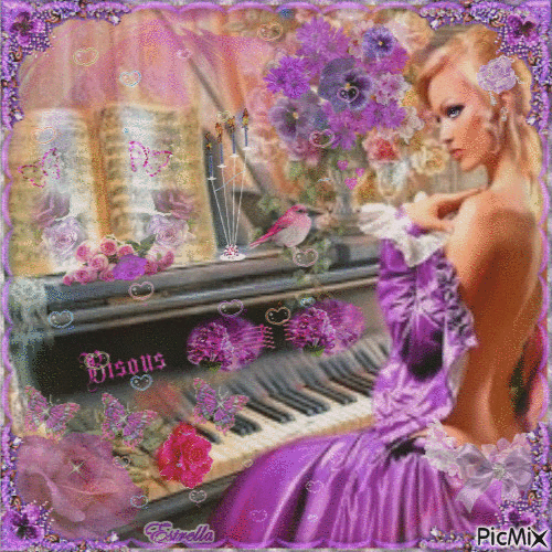 THE LADY OF THE PIANO (2) - Free animated GIF