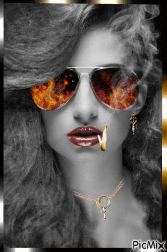 Chica fuego. - Free animated GIF