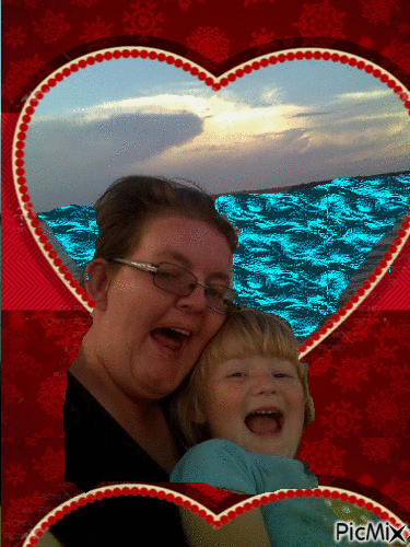 Mommy Love's Dixie-Mae - Free animated GIF