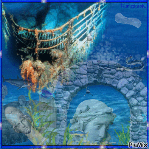 Sunken under water statues - GIF animado grátis
