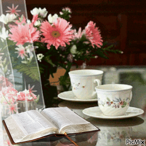 Perfect way to start your morning coffee and the Bible - GIF animé gratuit