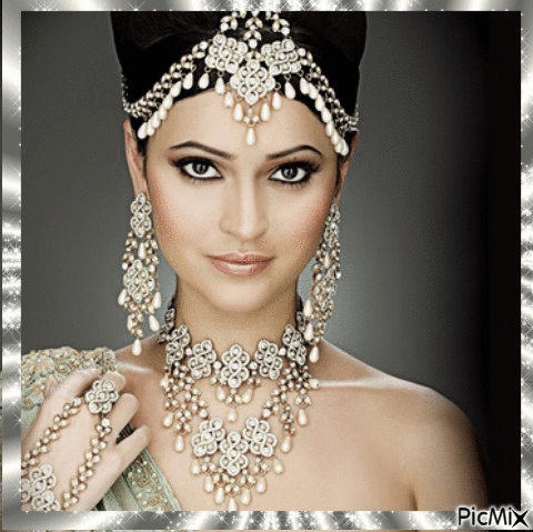 Femme Indienne - Free animated GIF