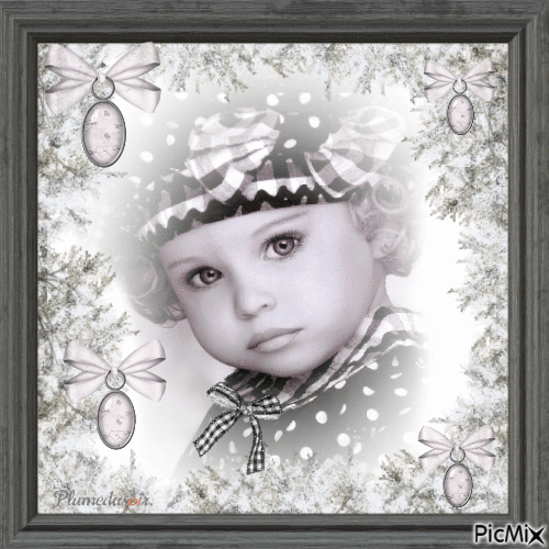 Petite fille avec chapeau et noeuds en gris et blanc. - Zdarma animovaný GIF