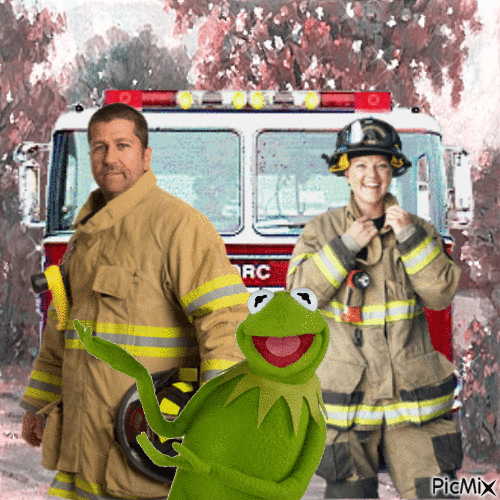 Kermit and firefighters - Free animated GIF