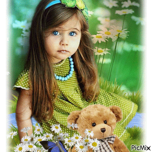 PETITE FILLE AVEC OURS - Free animated GIF