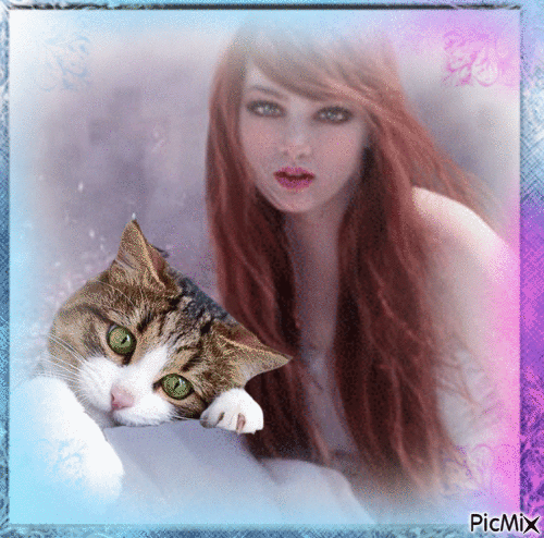 Femme fantasy avec son chat - GIF animado gratis