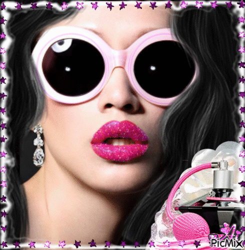 Concours "Belle femme avec lunettes et cheveux noirs" - Gratis animeret GIF