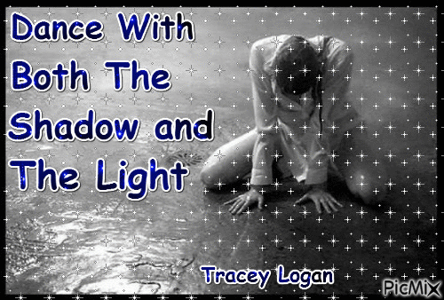 Tracey Logan - GIF animé gratuit