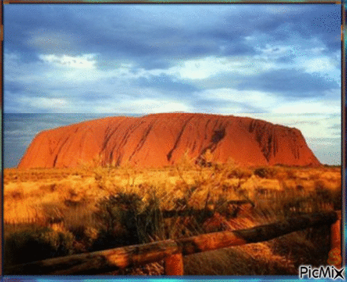 Uluru - GIF animasi gratis