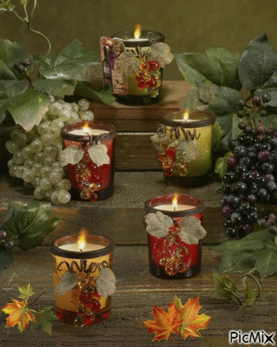 Autumn Candles - Free animated GIF