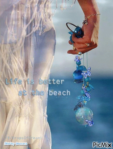 Life is better at the beach - GIF animate gratis