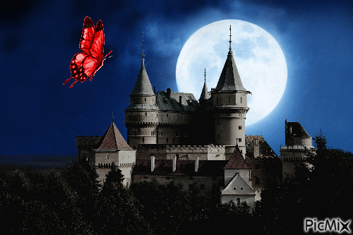 Замок с луной - Darmowy animowany GIF