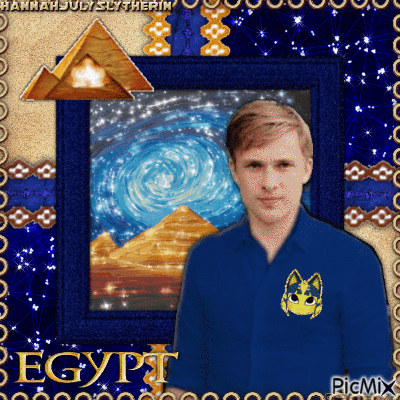 {{{William Moseley in Egypt at Night}}} - Безплатен анимиран GIF