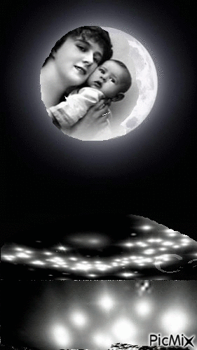 Madre luna - Darmowy animowany GIF