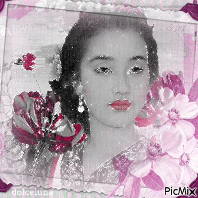 asian lady in flowers bg - Gratis animeret GIF