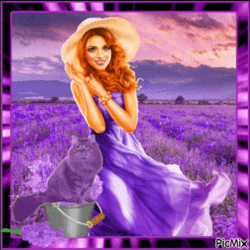 Woman in Lavender Field - GIF animado grátis
