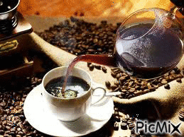 sirviendocafe - Безплатен анимиран GIF