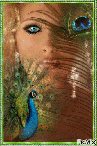 Peacock and woman - Δωρεάν κινούμενο GIF