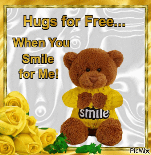 hugs for free when you smile for me - Безплатен анимиран GIF
