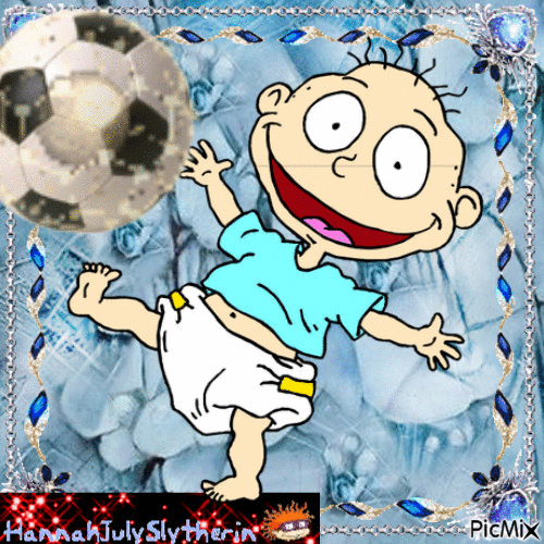 Tommy Pickles playing with a football - Animovaný GIF zadarmo