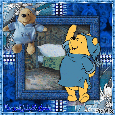 {Winnie the Pooh in Nightgown} - Бесплатный анимированный гифка