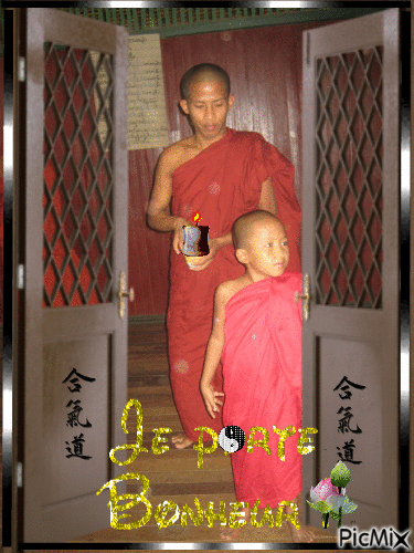 Monastére Birmanie - GIF animé gratuit
