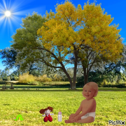 Baby in Spring sunshine - png grátis