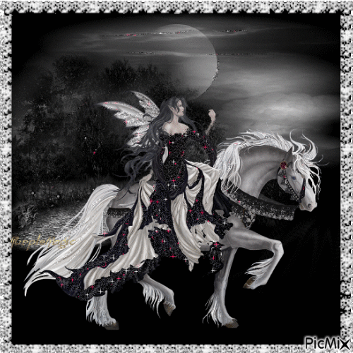 Fantasy fairy in the moonlight - Ilmainen animoitu GIF