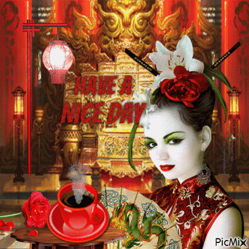 Coffee Served by Asian Woman - GIF animate gratis