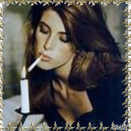 Femme fatale cigaret - GIF animado gratis
