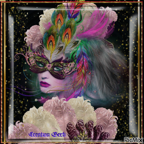Woman in a  carnival costume - Besplatni animirani GIF